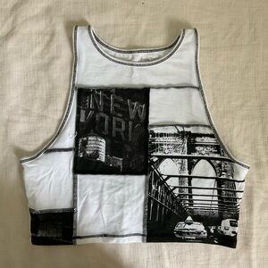 Black and White Graphic Crop Top